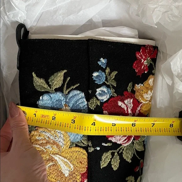 Larroude x Markarian Florencia Boots in Floral Embroidery NWT - Picture 5 of 11